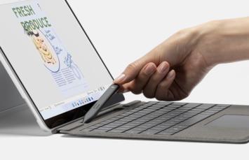 Microsoft Surface Pro Signature Keyboard Platina